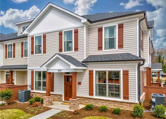 Property at 808 Watermark Way, Hampton, VA 23666, 3 beds, 2.5 baths