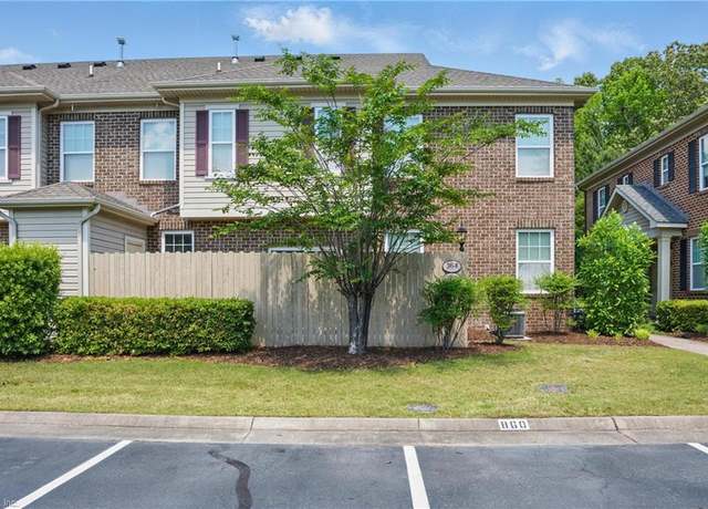Property at 360 Holyoke Ln, Chesapeake, VA 23320, 2 beds, 2.5 baths