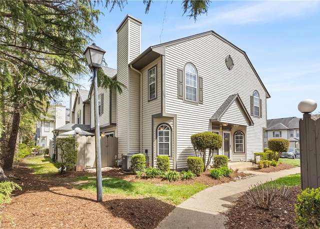 Property at 4617 Shallowford Cir, Virginia Beach, VA 23462, 2 beds, 2.5 baths