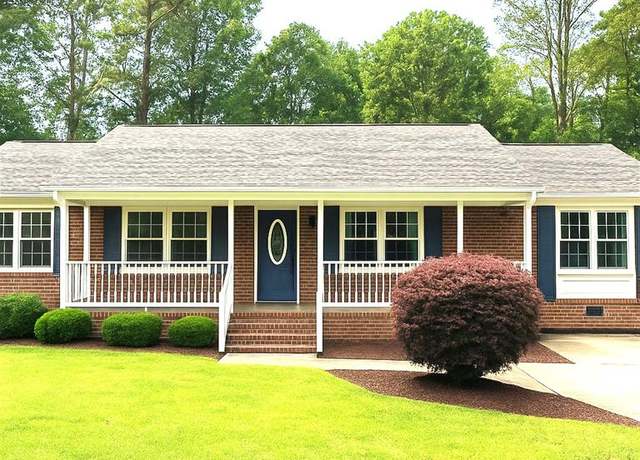 Property at 915 Healey Dr, Newport News, VA 23608, 3 beds, 2 baths