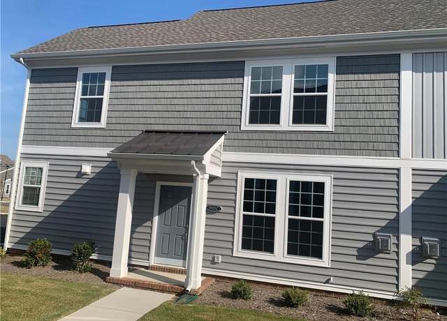 Property at 1005 Robinson Rd Unit 3C, Suffolk, VA 23434, 3 beds, 2.5 baths