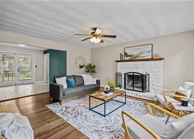 Property at 2816 Ashwood Dr, Chesapeake, VA 23321, 5 beds, 3.5 baths