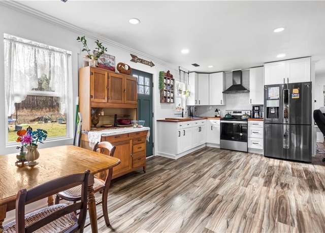 Property at 2253 Centerville Tpke S, Chesapeake, VA 23322, 3 beds, 1 bath