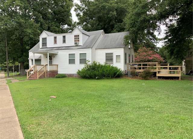 Property at 5821 Azalea Garden Rd, Norfolk, VA 23518, 6 beds, 2 baths