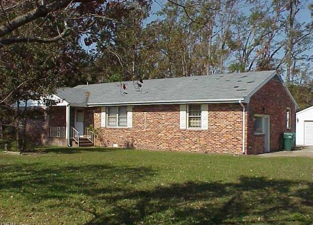 Property at 3568 Bridge Rd, Suffolk, VA 23435, 4 beds, 2 baths