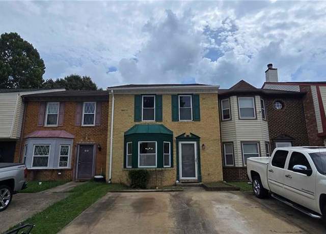 Property at 1923 Candlelight Dr, Chesapeake, VA 23325, 3 beds, 2.5 baths