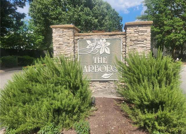 Property at 566 Candle Ln #103, Newport News, VA 23608, 2 beds, 2 baths