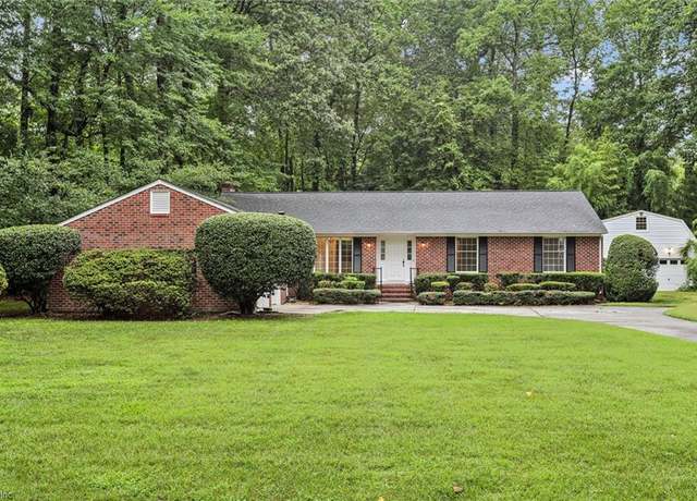 Property at 105 Ilex Dr, Yorktown, VA 23692, 3 beds, 2.5 baths
