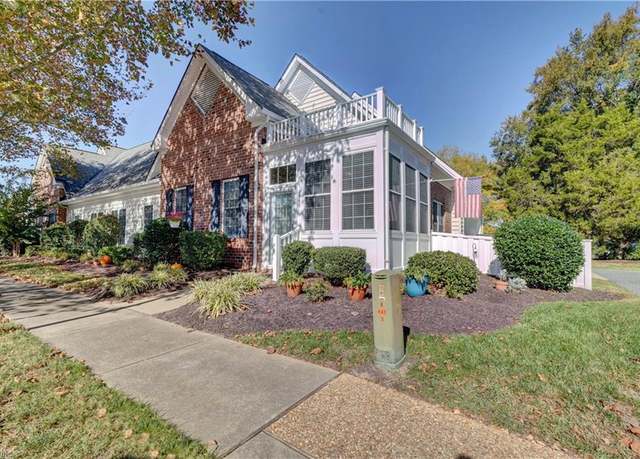 Property at 103 Richmond Ave, Smithfield, VA 23430, 4 beds, 3 baths