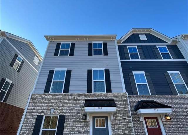 Property at 904 Marston St, Suffolk, VA 23435, 3 beds, 2.5 baths