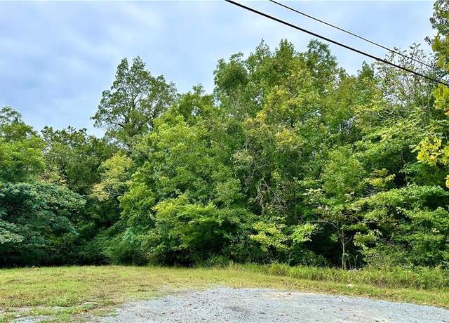 Property at 325 N Lloyd St, Suffolk, VA 23434