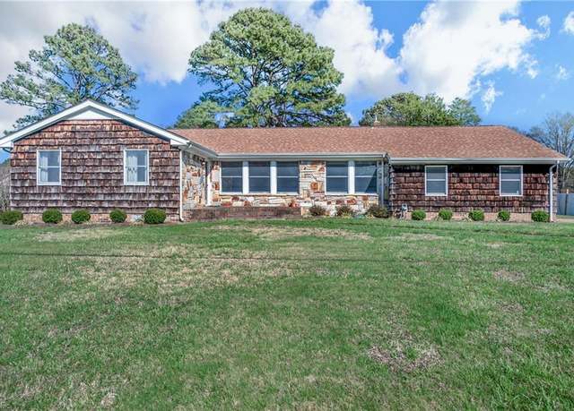 Property at 4209 Burnham Dr, Portsmouth, VA 23703, 3 beds, 2 baths