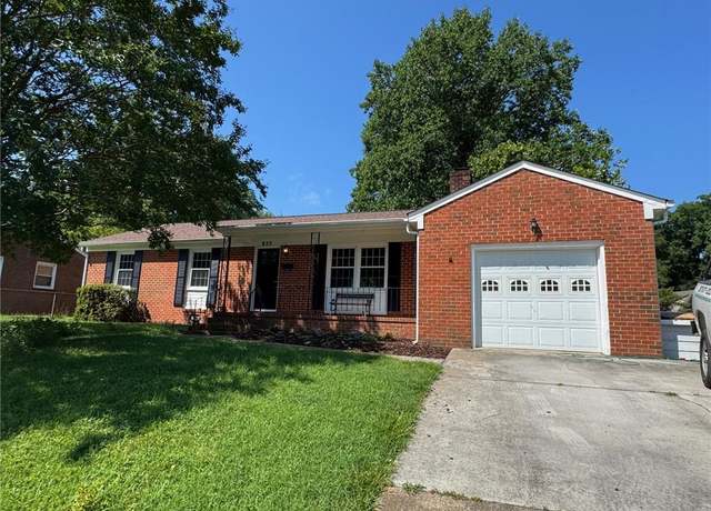 Property at 833 Lipton Dr, Newport News, VA 23608, 3 beds, 2 baths