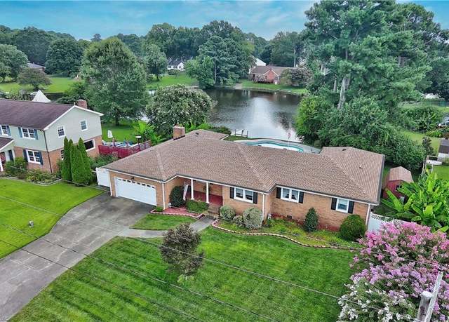 Property at 5221 Executive Blvd, Virginia Beach, VA 23462, 4 beds, 2 baths