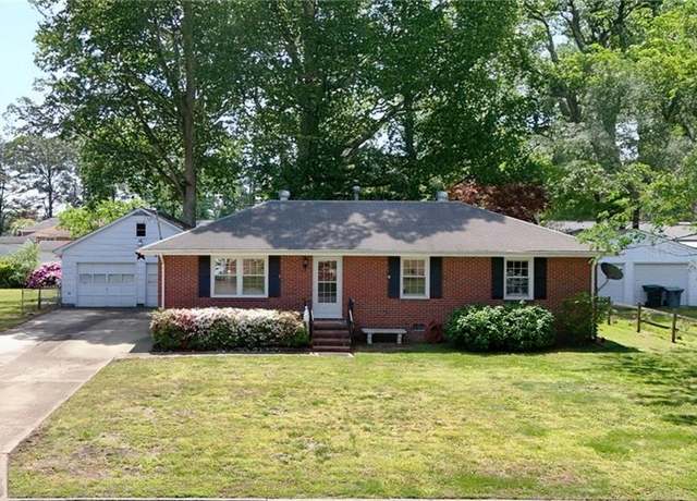Property at 4021 Hazelwood Rd, Hampton, VA 23666, 3 beds, 1.5 baths