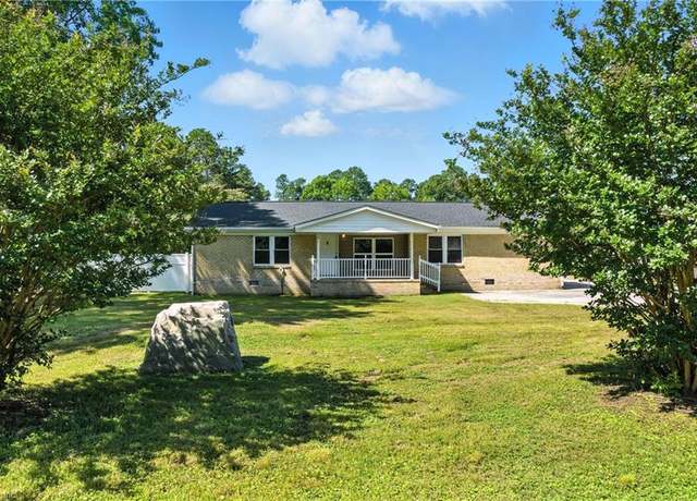 Property at 1086 Johnson Cir, Franklin, VA 23851, 3 beds, 2 baths