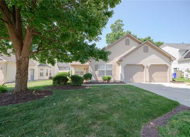 Property at 919 Holbrook Dr, Newport News, VA 23602, 3 beds, 2 baths