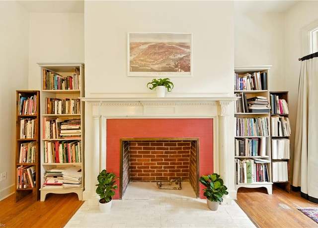 Property at 1115 Colley Ave Unit B3, Norfolk, VA 23507, 2 beds, 1 bath