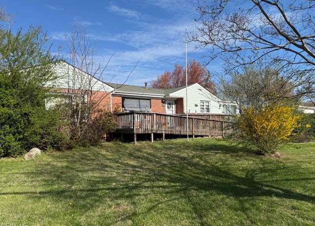 Property at 609 Aragona Blvd, Virginia Beach, VA 23462, 4 beds, 1.5 baths