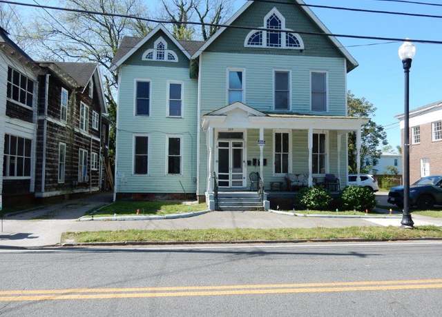 Property at 219 Bank St, Suffolk, VA 23434, 8 beds, 4 baths