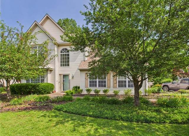 Property at 2909 Drum Point Cres, Chesapeake, VA 23321, 5 beds, 3.5 baths