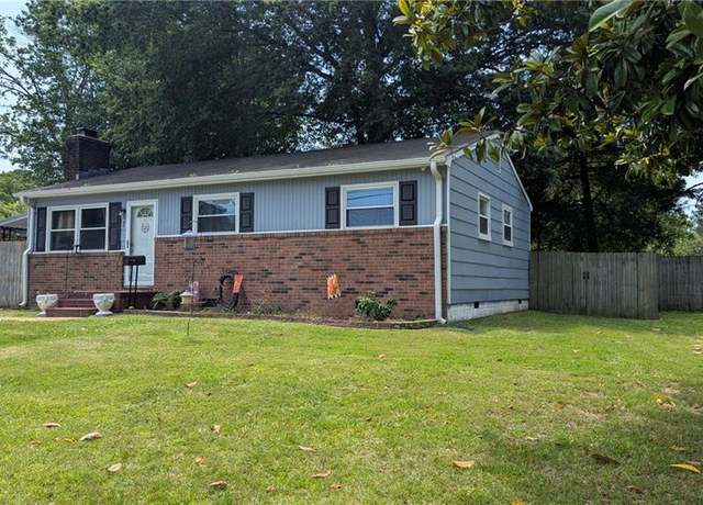 Property at 7 Crutchfield Dr, Newport News, VA 23602, 3 beds, 1.5 baths