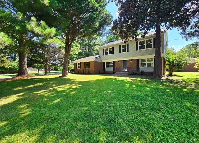 Property at 728 Prince Charles Ln, Virginia Beach, VA 23452, 4 beds, 2.5 baths