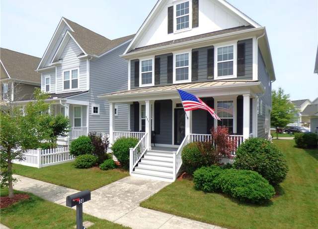 Property at 521 Simpson Ln, Chesapeake, VA 23323, 3 beds, 2.5 baths