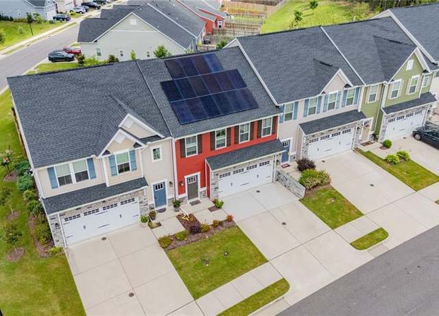Property at 3403 Foxglove Dr, Toano, VA 23168, 3 beds, 2.5 baths