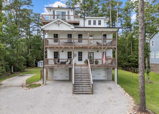 Property at 315 Bay Tree Beach Rd, Seaford, VA 23696, 4 beds, 3 baths