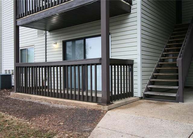 Property at 149 Haverford Ct, Hampton, VA 23666, 2 beds, 1 bath
