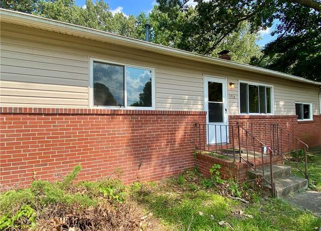 Property at 328 Barcelona Ln, Virginia Beach, VA 23452, 3 beds, 1 bath