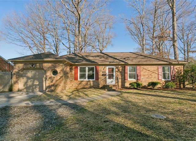Property at 229 Shadywood Dr, Newport News, VA 23602, 4 beds, 2 baths