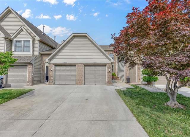 Property at 1836 Calash Way, Virginia Beach, VA 23454, 2 beds, 2 baths