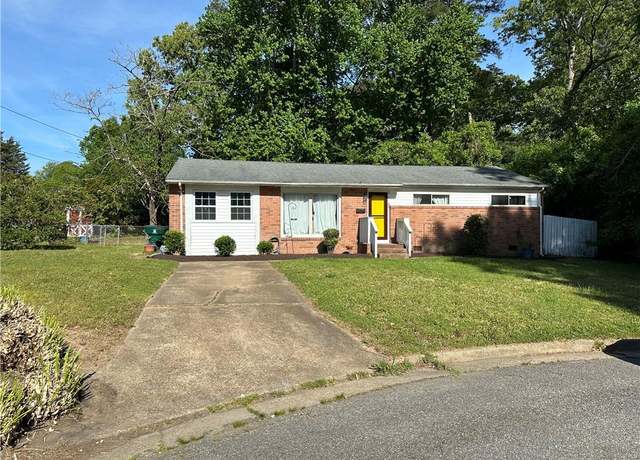 Property at 211 Nicewood Dr, Newport News, VA 23602, 4 beds, 2.5 baths