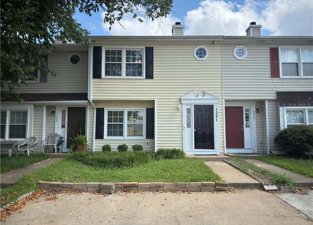 Property at 1321 Bridle Creek Blvd, Virginia Beach, VA 23464, 3 beds, 1.5 baths