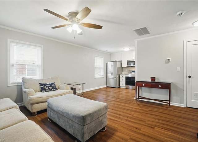 Property at 552 Ashlawn Dr, Norfolk, VA 23505, 2 beds, 1 bath