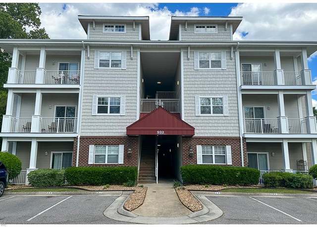 Property at 932 Southmoor Dr #105, Virginia Beach, VA 23455, 2 beds, 2 baths