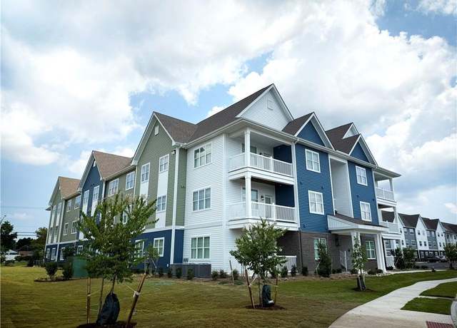 Property at 1720 Vankar Drive #205, Virginia Beach, VA 23456, 2 beds, 2 baths