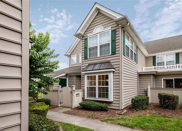 Property at 2547 Old Greenbrier Rd, Chesapeake, VA 23325, 2 beds, 2 baths