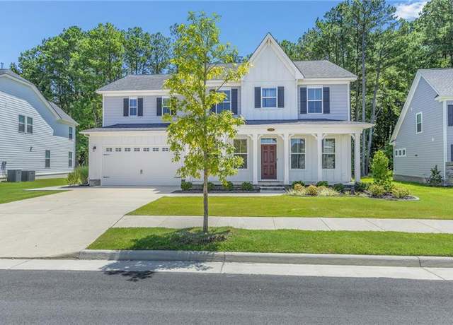 Property at 124 Abbey Rd, Suffolk, VA 23434, 6 beds, 3 baths