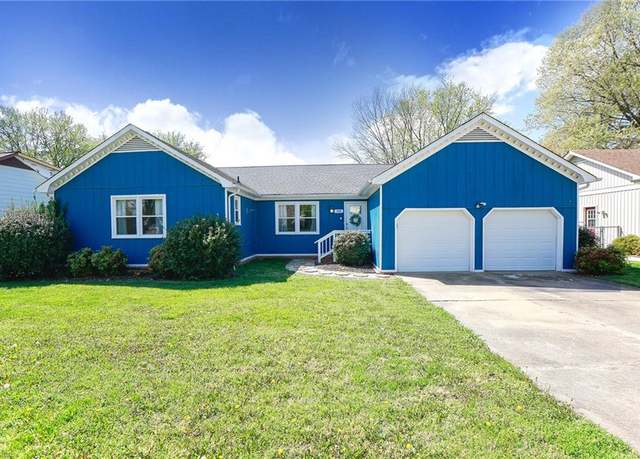 Property at 721 Mac Neil Dr, Newport News, VA 23602, 3 beds, 2 baths