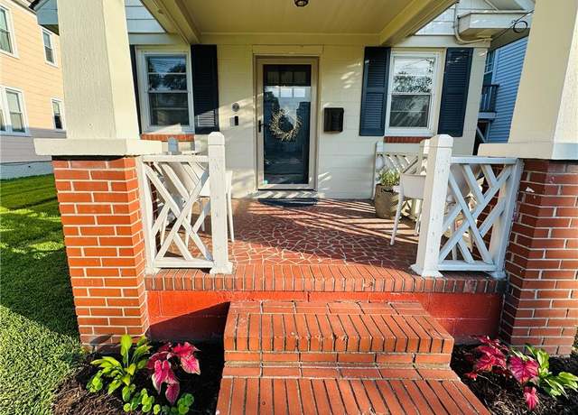 Property at 1204 Holly Ave, Chesapeake, VA 23324, 2 beds, 1 bath