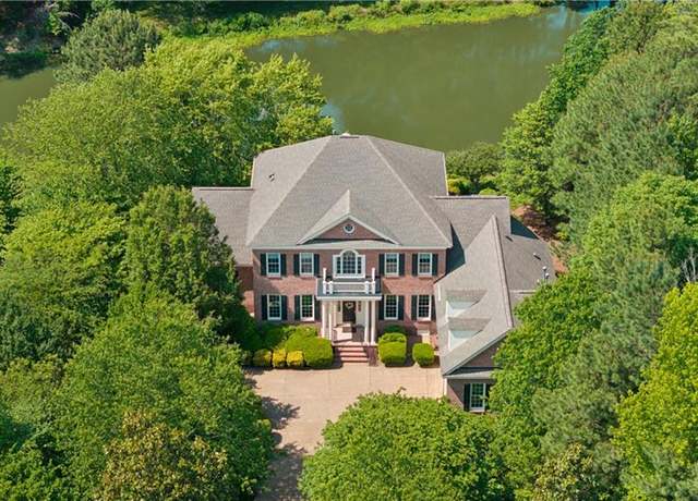 Property at 3005 River Reach, Williamsburg, VA 23185, 4 beds, 3.5 baths