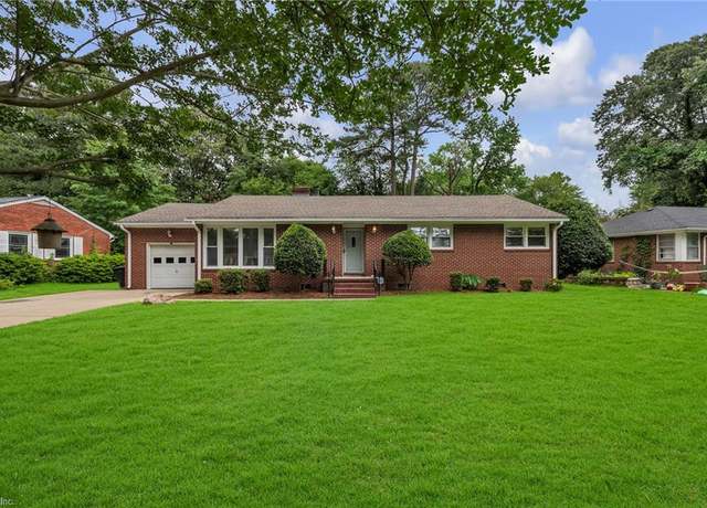 Property at 2425 Bidgood Dr, Portsmouth, VA 23703, 3 beds, 1.5 baths