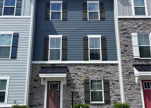 Property at 1723 Defiance Dr, Chesapeake, VA 23323, 3 beds, 2.5 baths