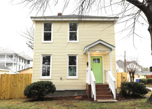 Property at 400 W Third Ave, Franklin, VA 23851, 3 beds, 2 baths