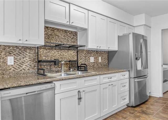 Property at 4231 Gadwall Pl, Virginia Beach, VA 23462, 3 beds, 2.5 baths