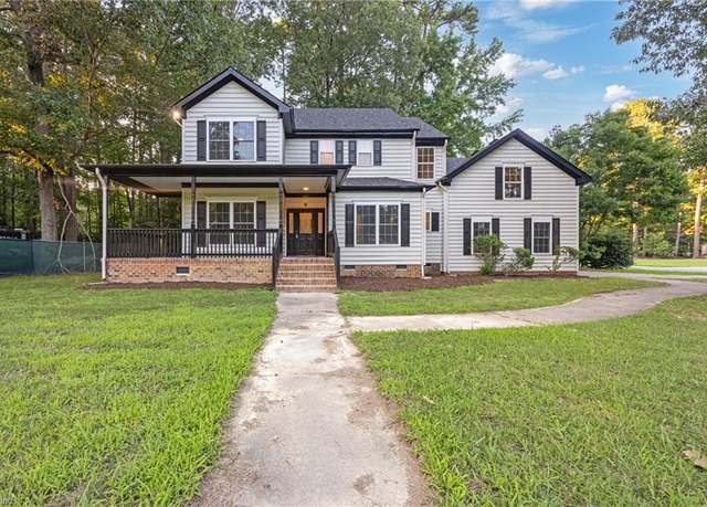 Property at 321 Smithfield Blvd, Smithfield, VA 23430, 5 beds, 3.5 baths