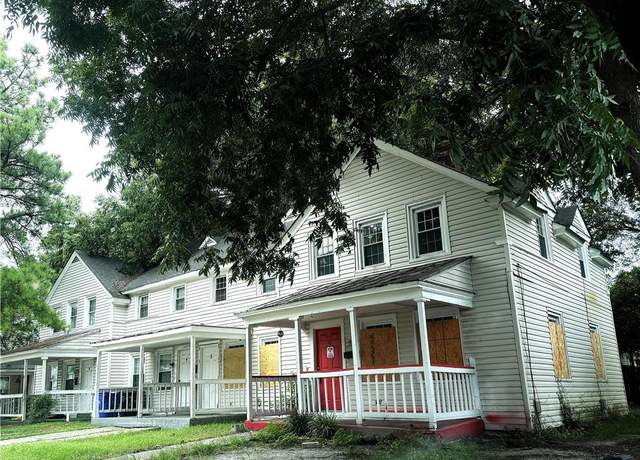 Property at 3 Emmons Pl, Portsmouth, VA 23702, 10 beds, 4 baths